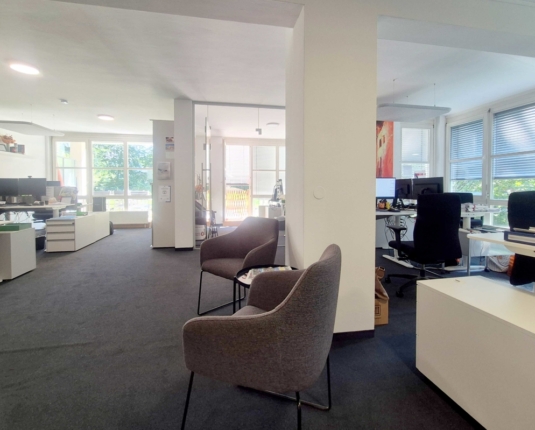Rarität: Vermietetes Büro in Nonntal