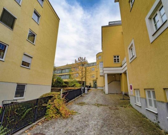 Außenparkplätze im Andräviertel zu vermieten