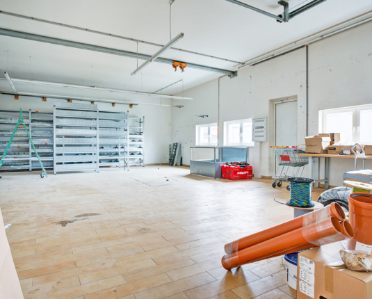 Vielseitiges Lager in Henndorf am Wallersee zu vermieten