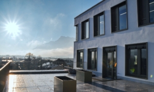 Moderne Bürofläche mit Terrasse im „AlpAreal“ Salzburg