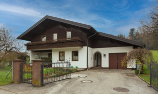 Charmantes Einfamilienhaus im Grünen