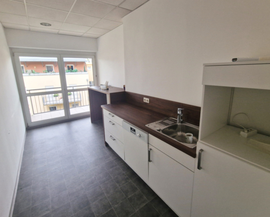 Verkauf / Showroom / Ausstellung mit Büro in Riedenburg