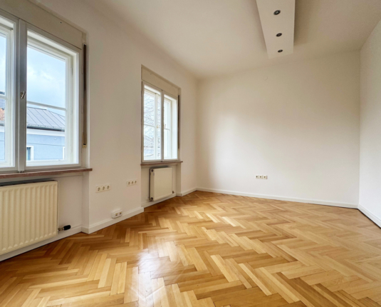 Charmantes Büro mit Altbaucharakter