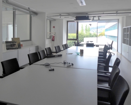 Stylische Büro- und Ausstellungsflächen