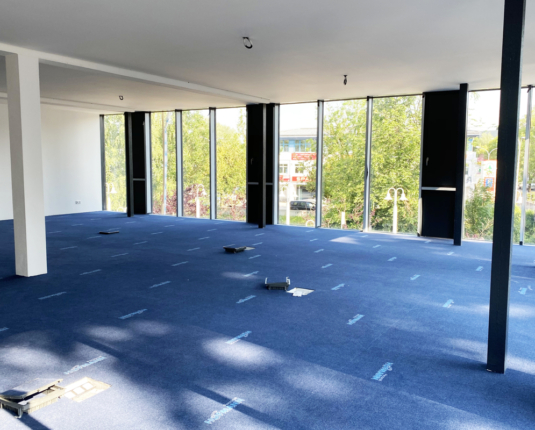 Modernes Büro in exponierter Lage