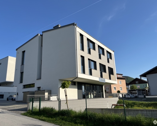 Moderne Büroeinheit in verkehrsgünstiger Lage