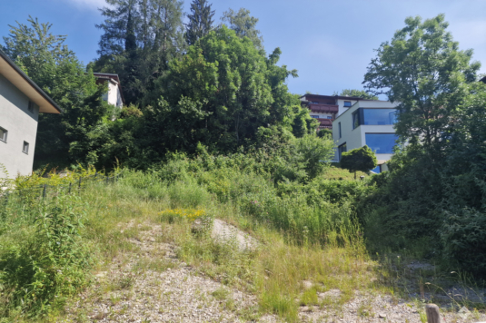 Sonniges Grundstück mit Baugenehmigung in Top Salzburger Lage