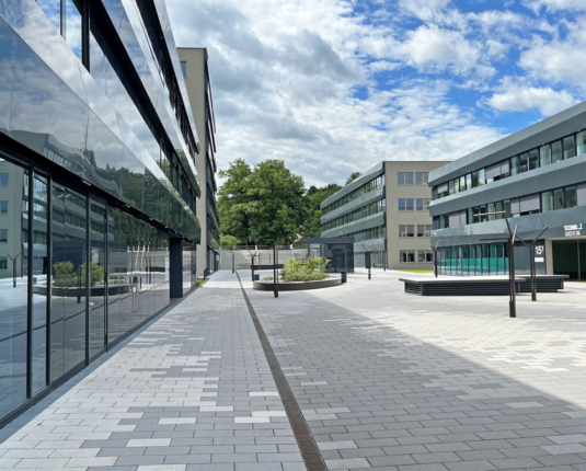 Erstbezug – Büroflächen in modernem Gewerbepark zu vermieten