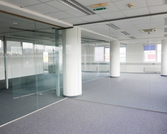 Büro mit Raum für Ideen
