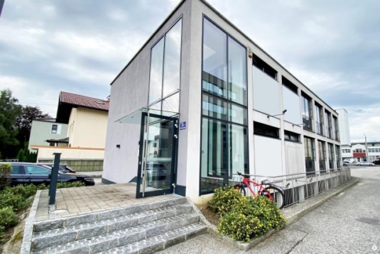 Gut ausgestattete Bürofläche mit optimaler Verkehrsanbindung