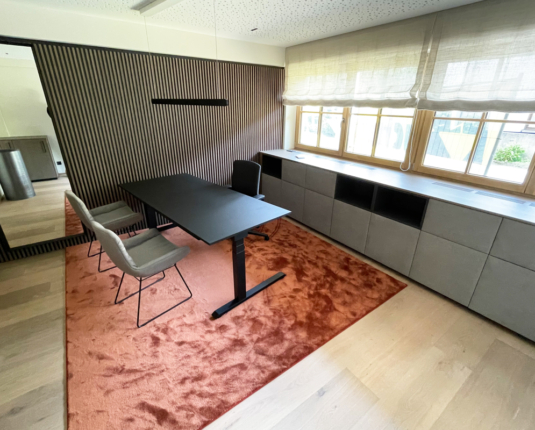 Exklusives Anlageobjekt: Moderne Praxis im Zentrum von Kitzbühel