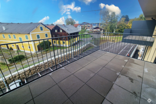 2-Zimmer-Neubauwohnung mit großem Westbalkon