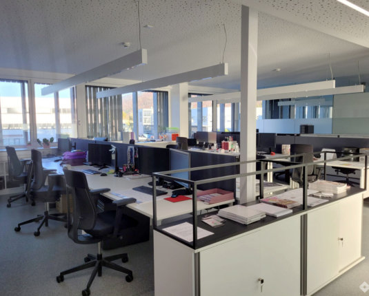 Moderne Bürofläche in Sam