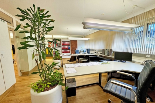 Ruhig gelegenes Büro im beliebten Stadtteil Aigen