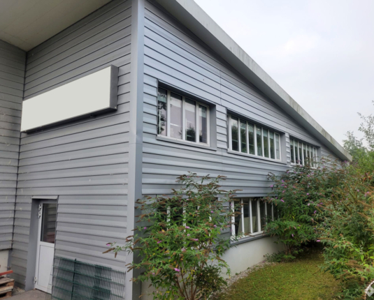 Betriebsliegenschaft in Oberndorf