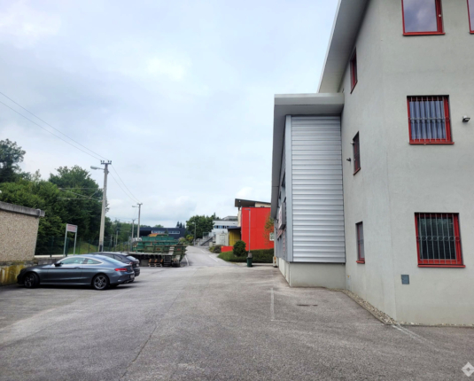 Betriebsliegenschaft in Oberndorf