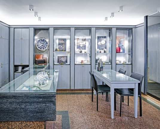 Tradition trifft Frequenz: Geschäftslokal in zentraler Salzburger Altstadtlage zu vermieten