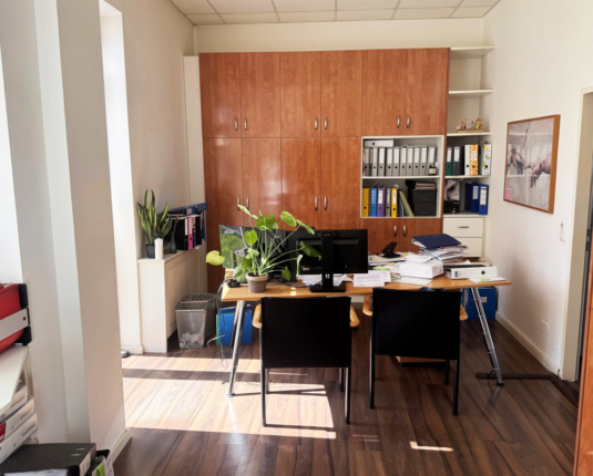 Großzügige, lichtdurchflutete Bürofläche in Flughafennähe