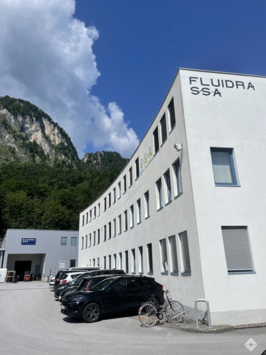 Betriebsliegenschaft in praktischer Lage zur Miete