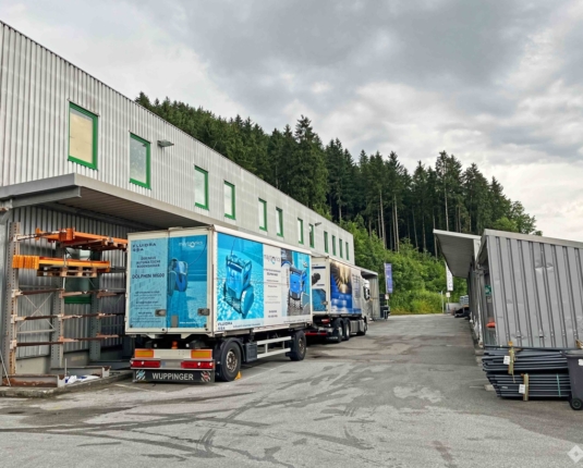 Betriebsliegenschaft in praktischer Lage zur Miete