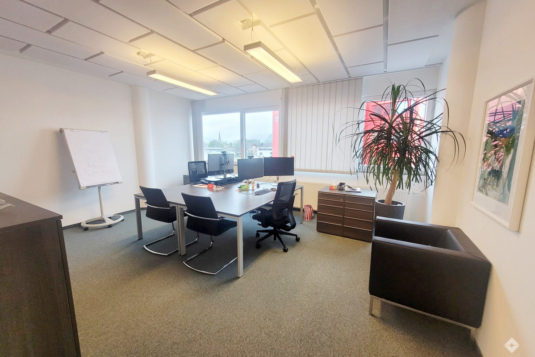 Großzügig in repräsentativem Umfeld