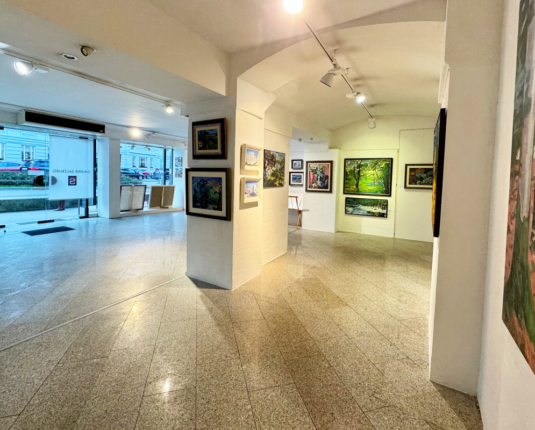 Einzigartige Geschäftsfläche mit hervorragender Sichtbarkeit