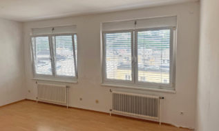 Kleines Büro nähe Mirabellgarten mit Festungsblick