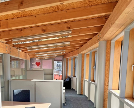 Nachhaltiges Bürogebäude in verkehrsgünstiger Stadtrandlage Salzburgs zu vermieten