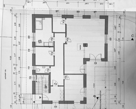 Hochwertiges Wohnhaus mit Pool in ruhiger Grünlage