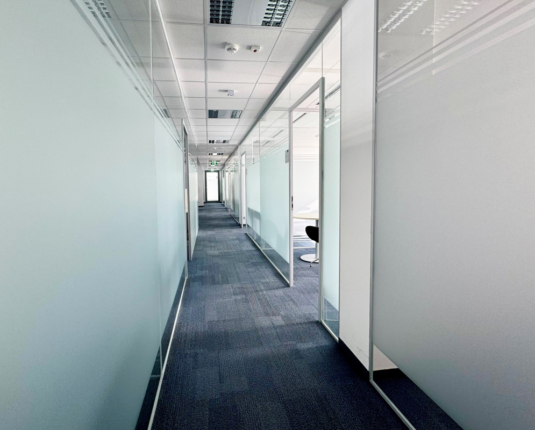 MIETFREIE ZEIT – Großzügige Bürofläche mit moderner Ausstattung & optimaler Verkehrsanbindung