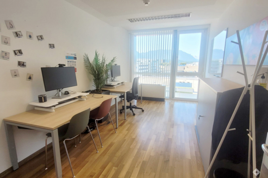 Großzügige Büros in Toplage