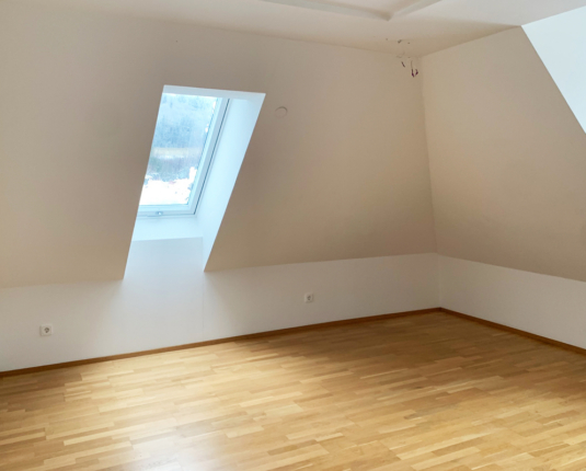 Lichtdurchflutete Wohnung im Kern von Thalgau