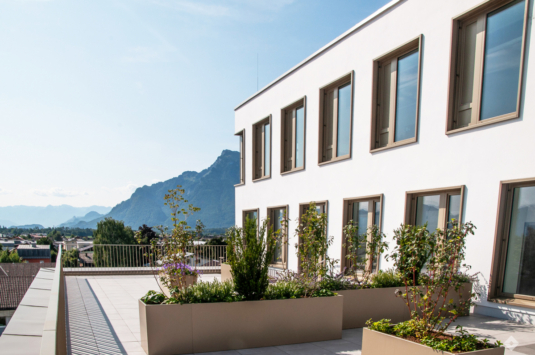 Moderne Bürofläche mit Dachterrasse im „AlpAreal“ Salzburg