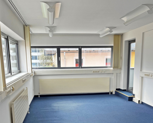 Kompakte Büroeinheit mit guter Anbindung