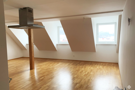 Lichtdurchflutete Wohnung im Kern von Thalgau
