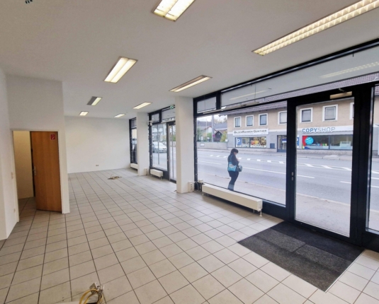 Gut einsehbares Geschäftslokal in Maxglan