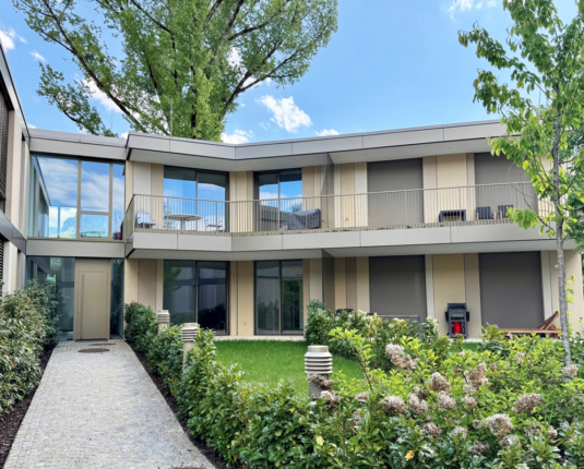 Exklusive Luxuswohnung mit privatem Liegeplatz & Anlegesteg am Mondsee