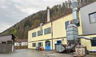 Raum für Handwerk – Ehemalige Tischlerei mit flexiblen Hallenflächen