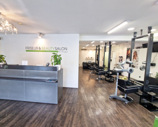 Gut eingeführter Friseur- & Beautysalon in Salzburg-Nonntal