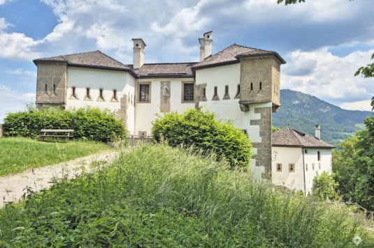 Beliebter Ausflugsgasthof am Kapuzinerberg