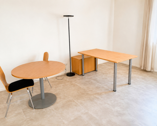 Modernes Büro in einem eindrucksvollen Bürohaus
