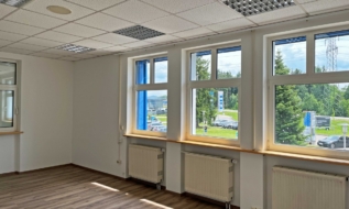 Büroflächen in etabliertem Betriebsstandort nahe Ried