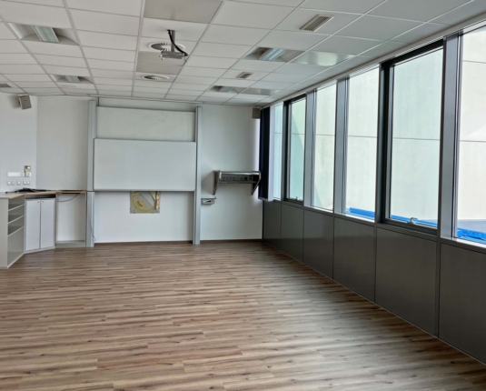 Büroflächen in etabliertem Betriebsstandort nahe Ried