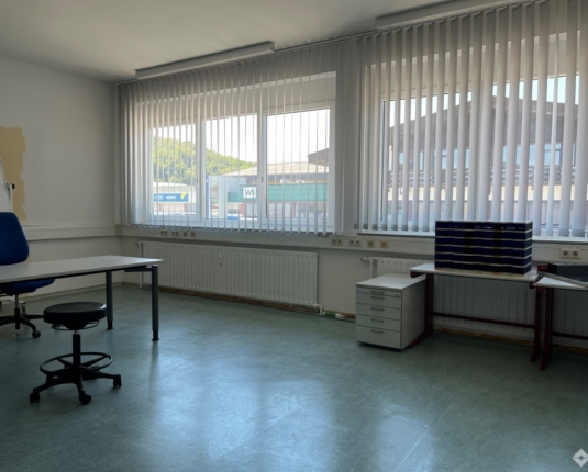 Kompaktes Büro an etabliertem Gewerbestandort