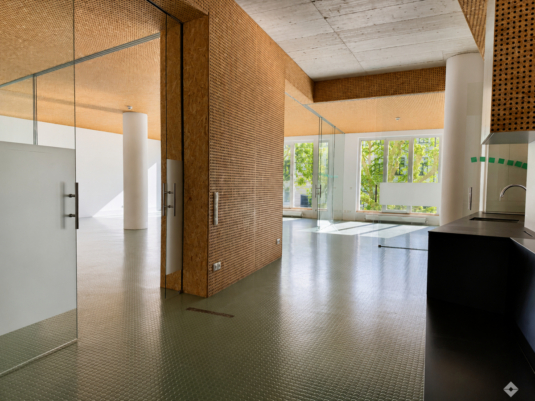 Moderne Bürofläche mit flexibler Raumaufteilung im Andräviertel