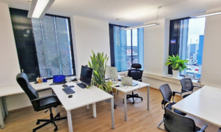 Moderne Bürofläche mit hochwertiger Ausstattung und Deckenkühlung