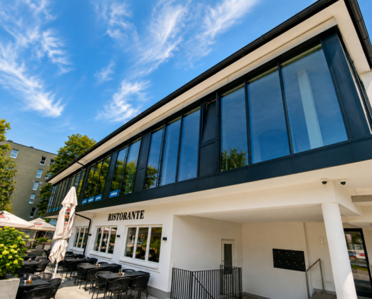 Modernes Büro in exponierter Lage
